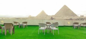 Pyramids Inn 4